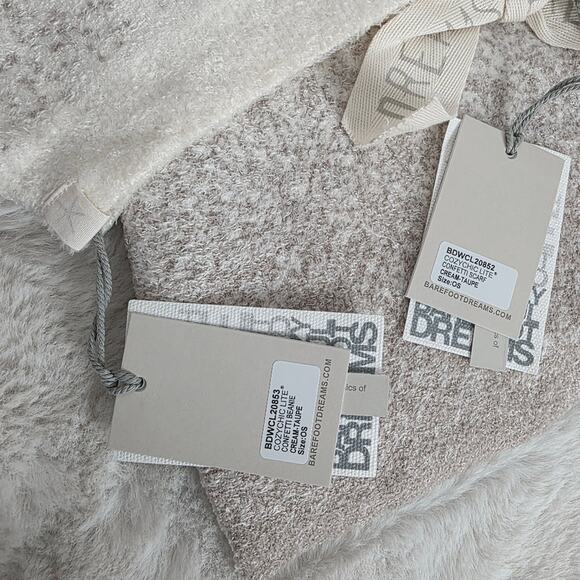 Barefoot Dreams CozyChic Lite Confetti Scarf & Beanie Set Cream Taupe NWT - Picture 3 of 9